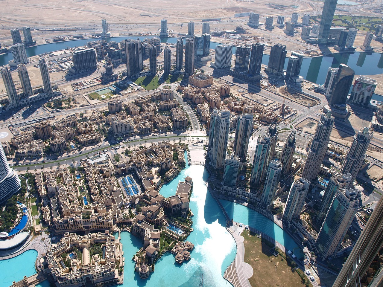 dubai-1234524_1280